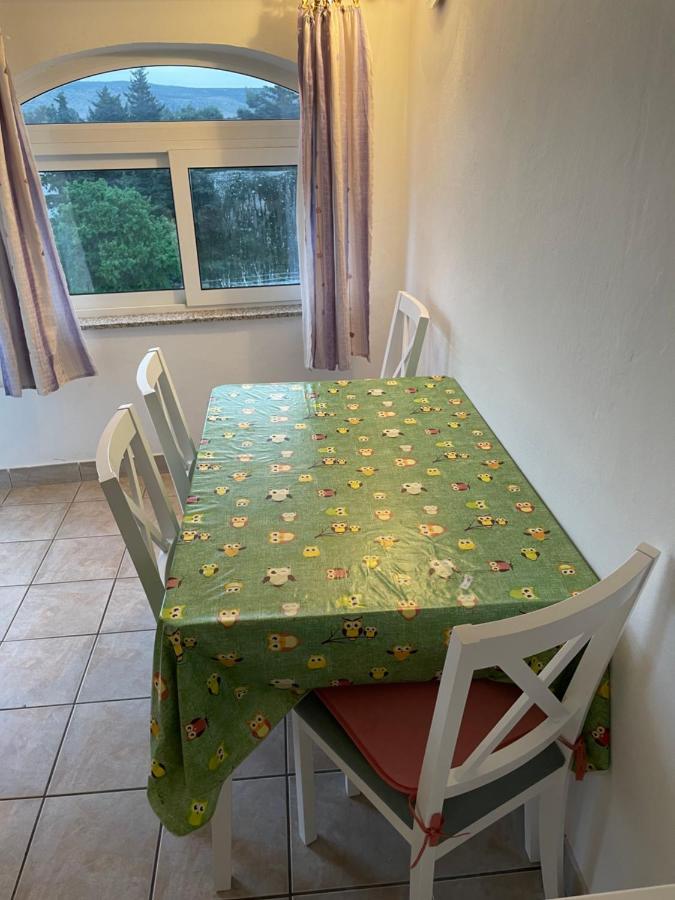 Diana Rooms And Apartments Starigrad Paklenica Exterior photo